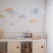 Chmurki dekoracyjne do pokoju dziecka – lekka i przytulna dekoracja