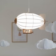 Lampa sterowiec do pokoju dziecięcego – delikatne, ciepłe światło