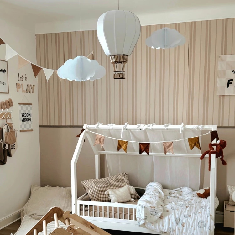 Hot air balloon wall lamp for kids room in Scandinavian style
